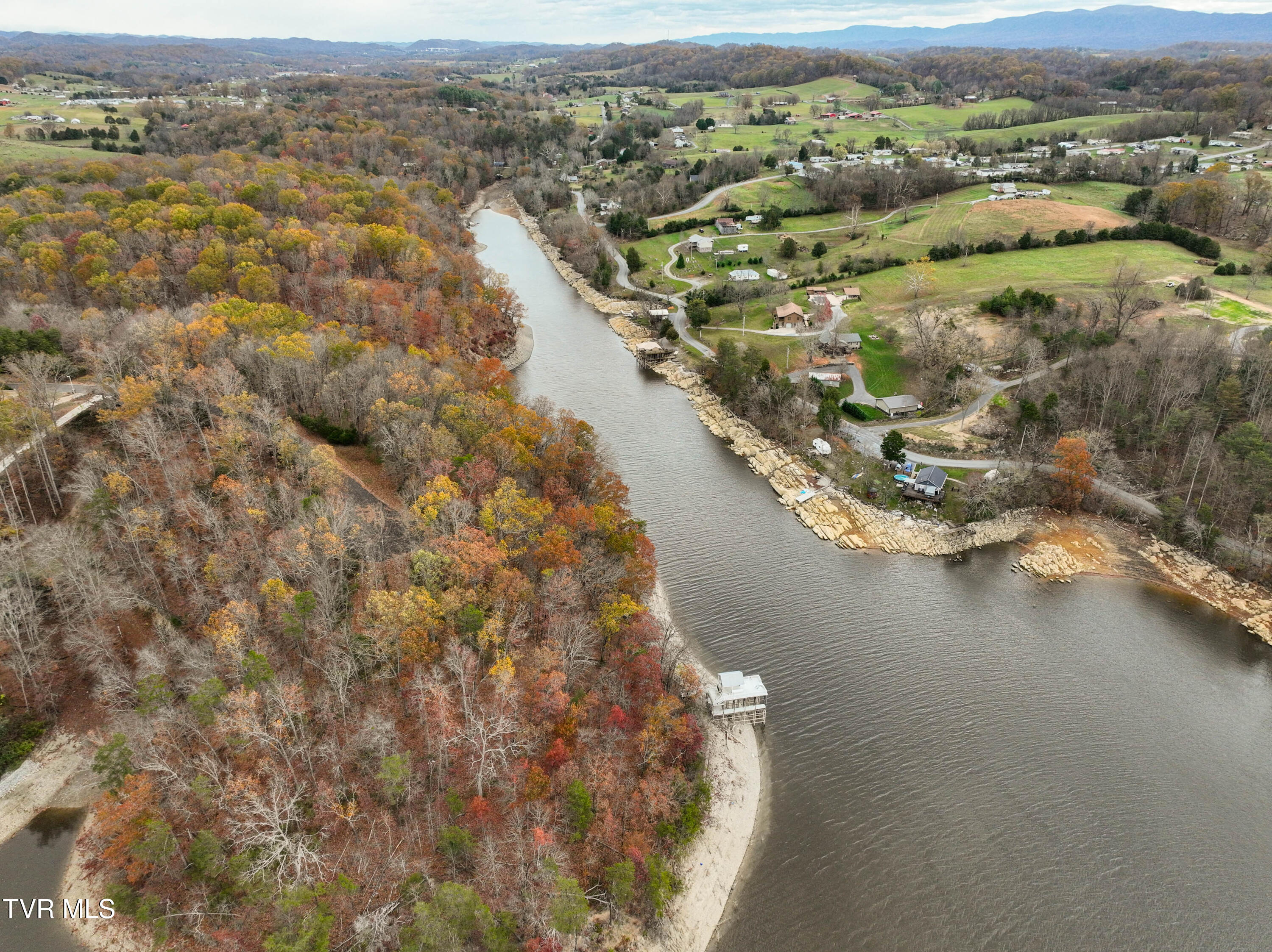 121 Pointe Drive, Piney Flats, Tennessee image 22