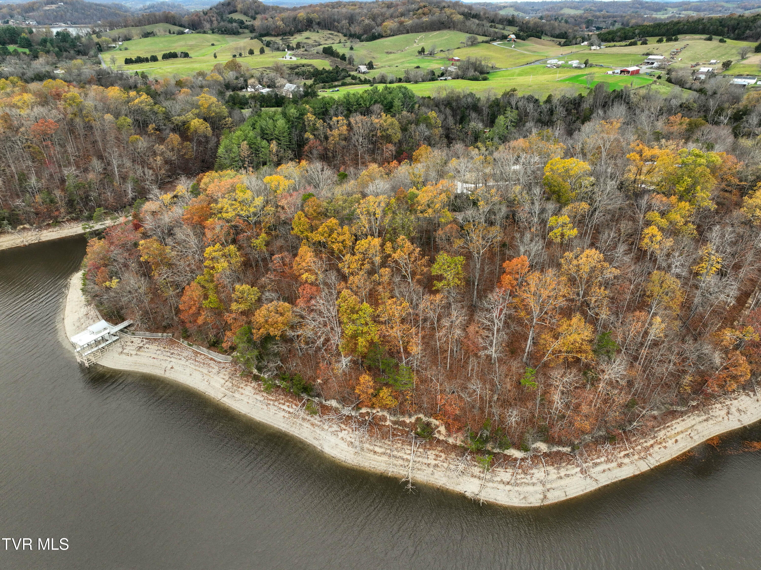 121 Pointe Drive, Piney Flats, Tennessee image 14