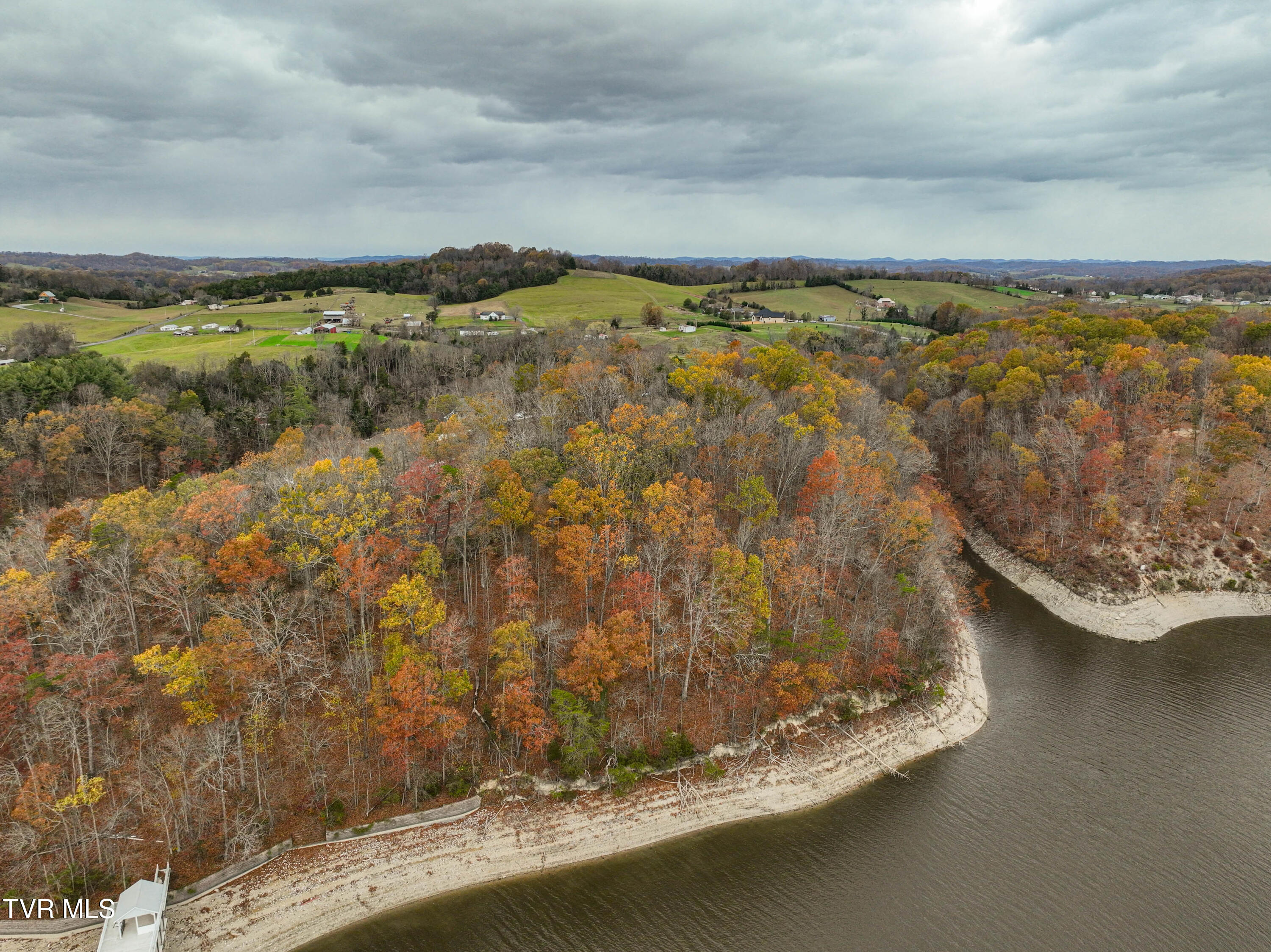 121 Pointe Drive, Piney Flats, Tennessee image 17