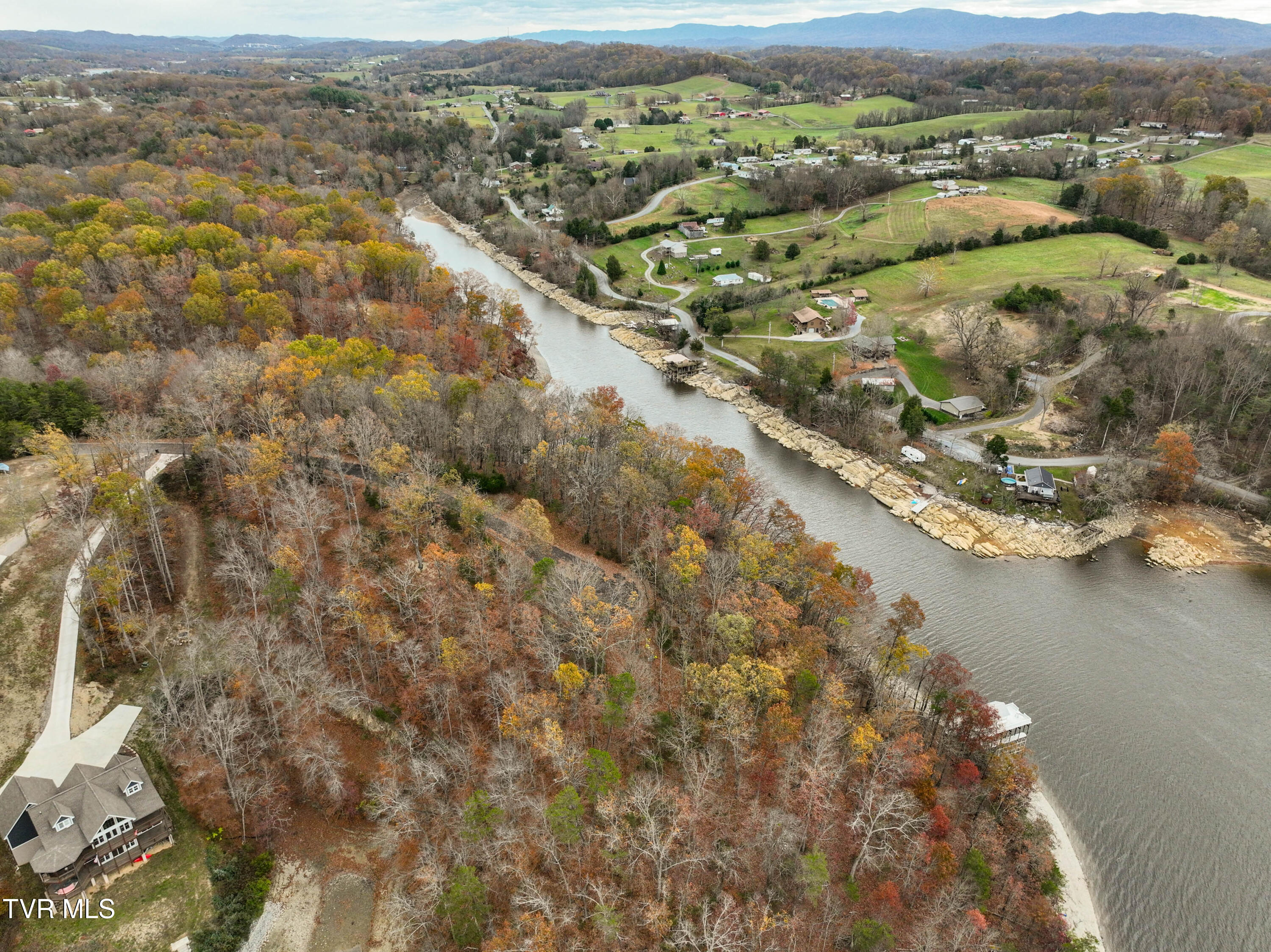 121 Pointe Drive, Piney Flats, Tennessee image 23