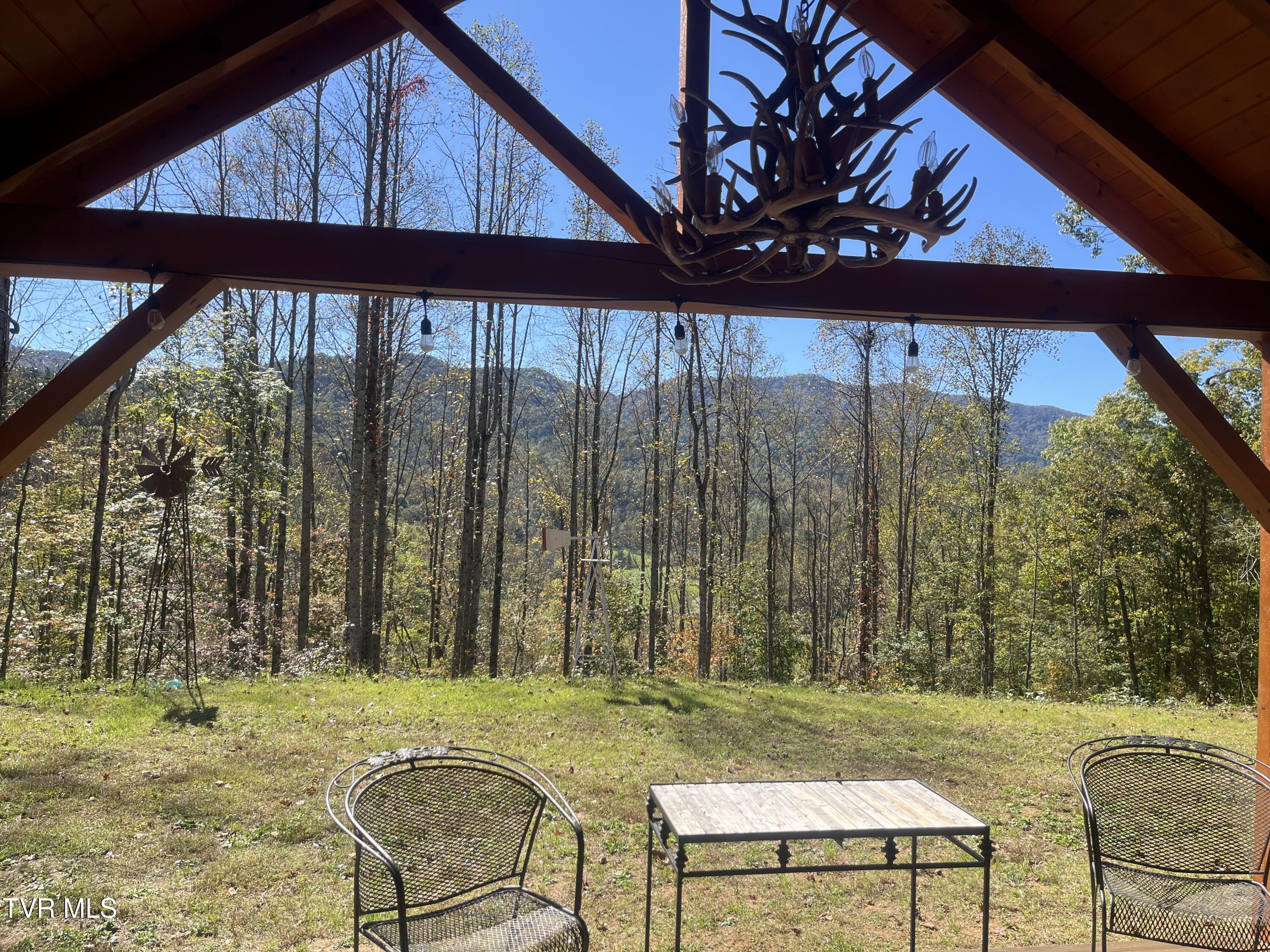 1575 Rice Creek Road