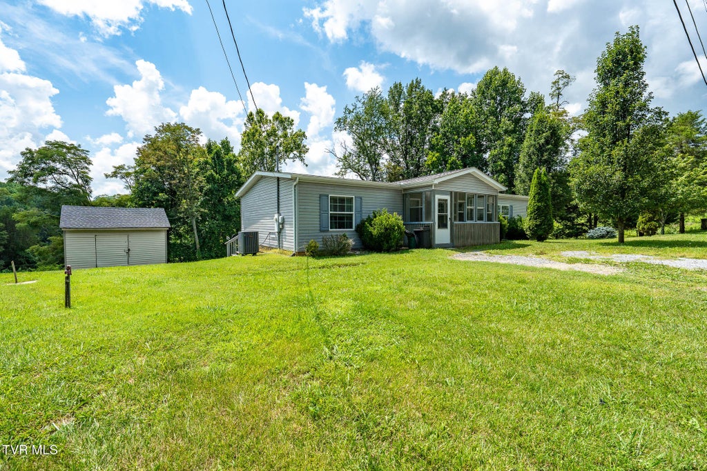 Photo of 210 Whitaker Road, Jonesborough, TN 37659 (MLS # 9997947)