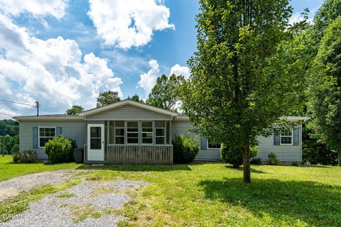 Homes For Sale - 210 Whitaker Road<br/> Washington County, Jonesborough, TN 37659