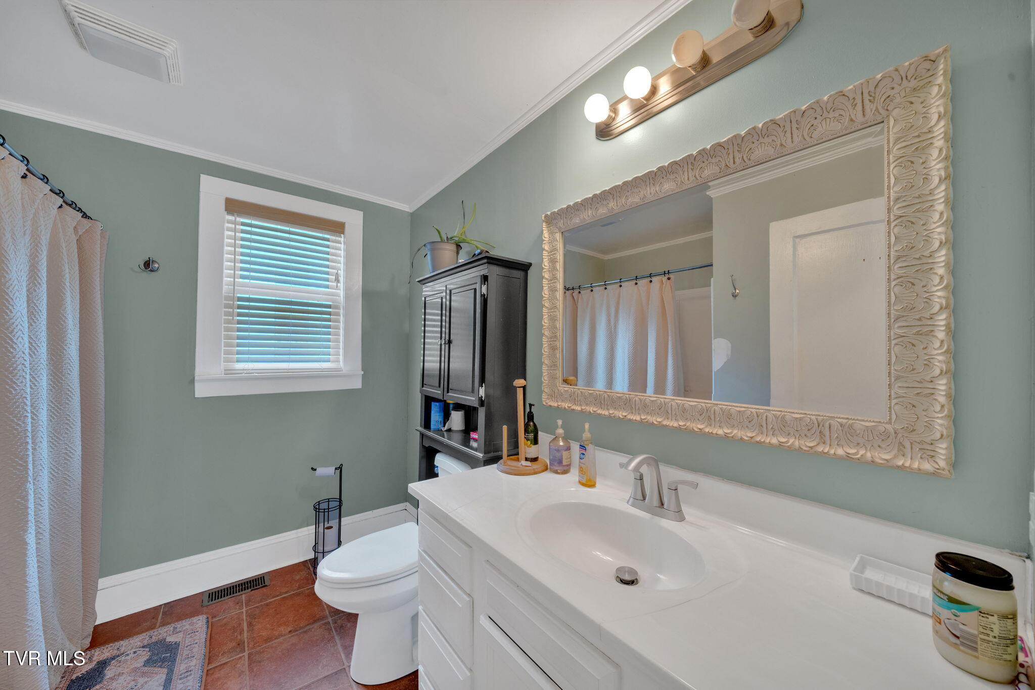 806 Johnson Avenue, Johnson City, Tennessee image 15