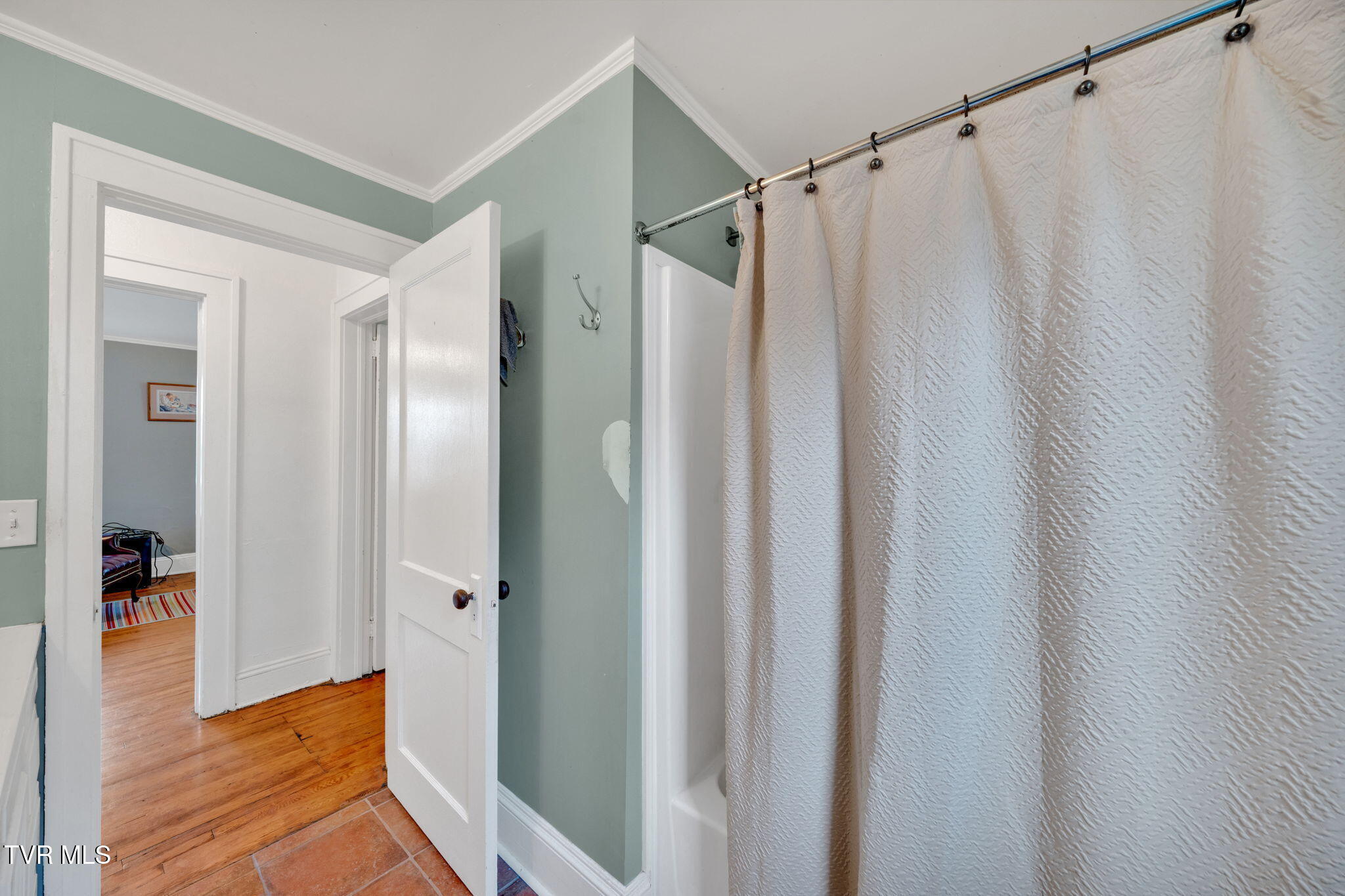 806 Johnson Avenue, Johnson City, Tennessee image 16