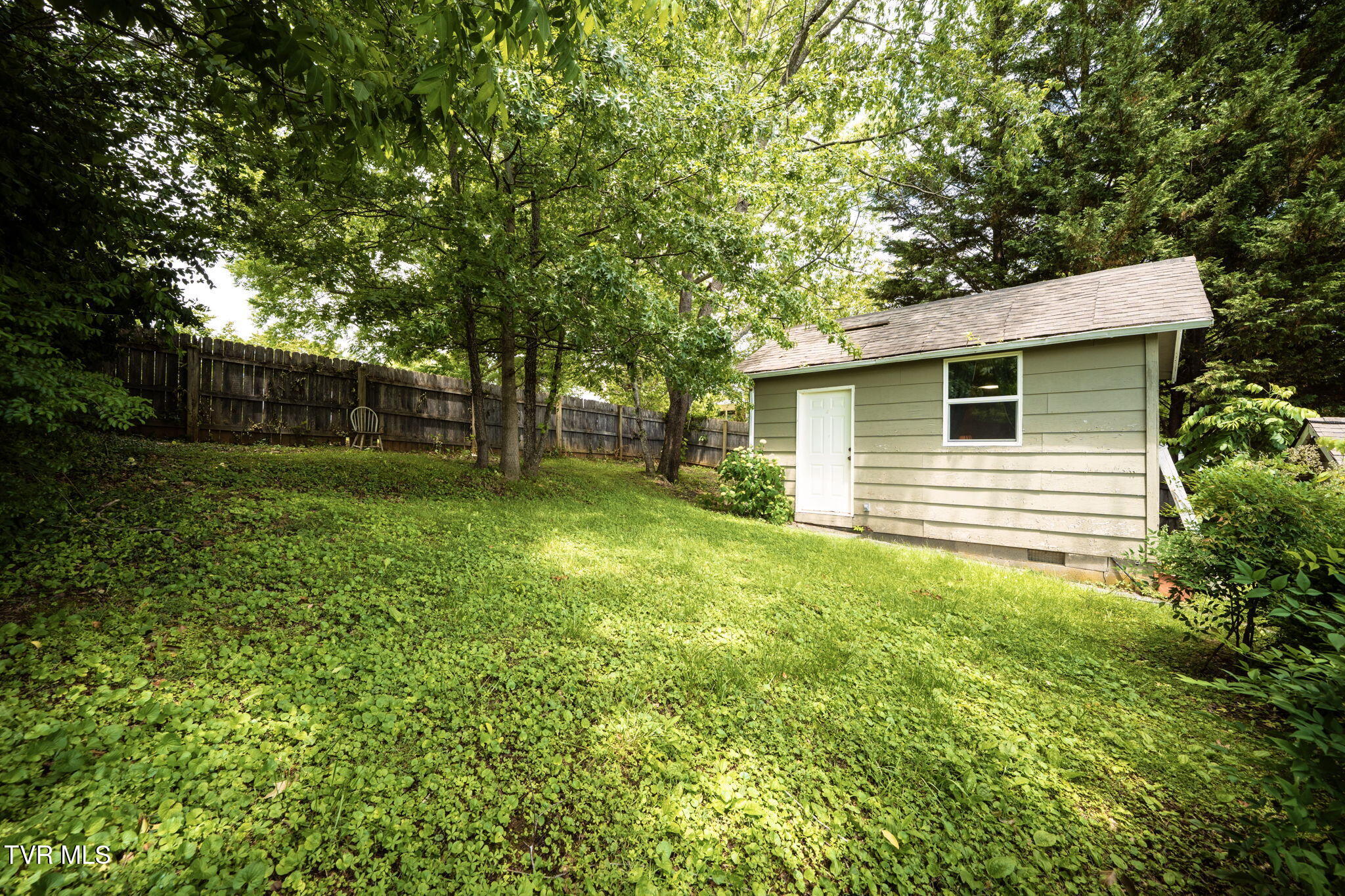806 Johnson Avenue, Johnson City, Tennessee image 2