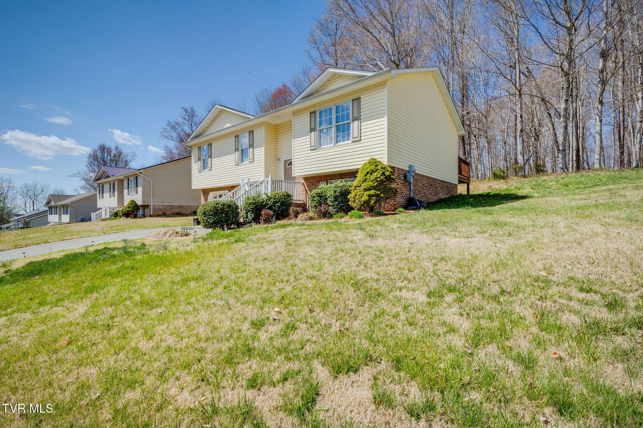 516 Old Village Court, Church Hill, Tennessee image 6
