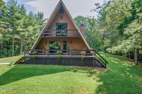 Photo of 1023 Fox Hollow Road, Mountain City, TN 37683 (MLS # 10000394)