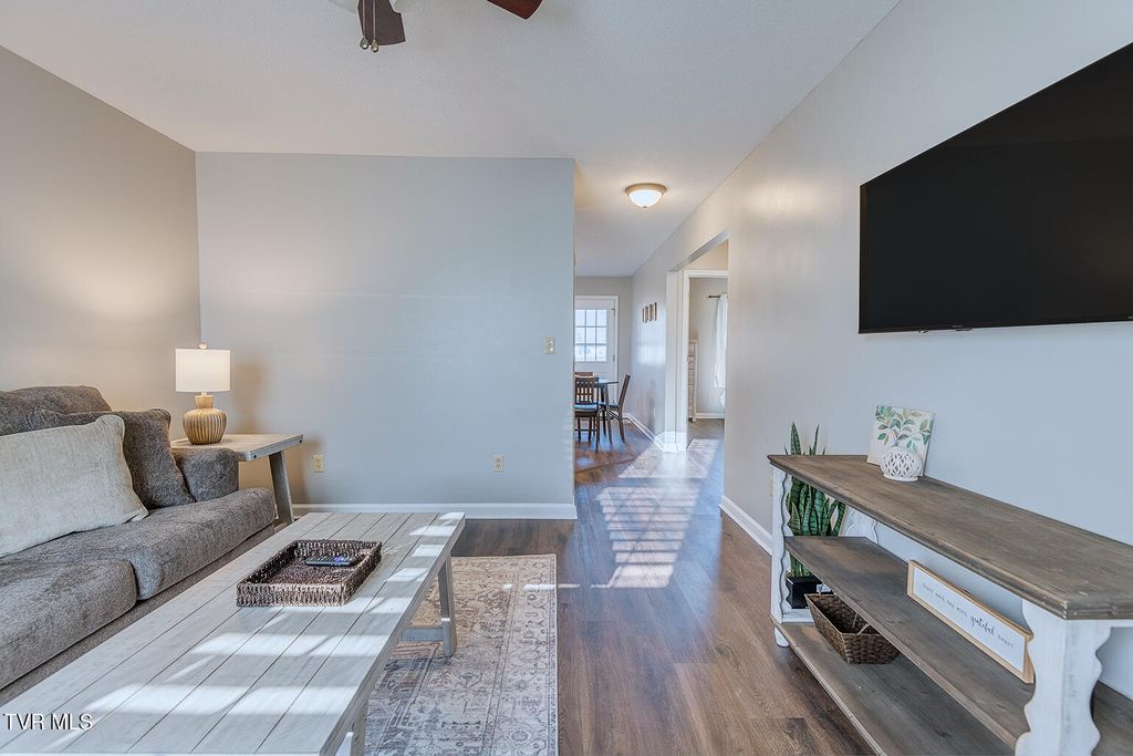 Photo of 109 Midnight Drive #2, Elizabethton, TN 37643 (MLS # 9990874)