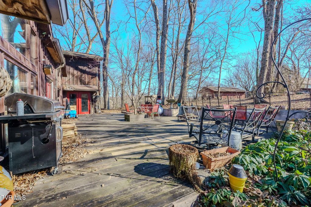 Photo of 4206 Bristol Highway, Johnson City, TN 37601 (MLS # 9990541)