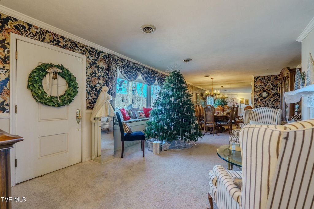 Photo of 4206 Bristol Highway, Johnson City, TN 37601 (MLS # 9990541)