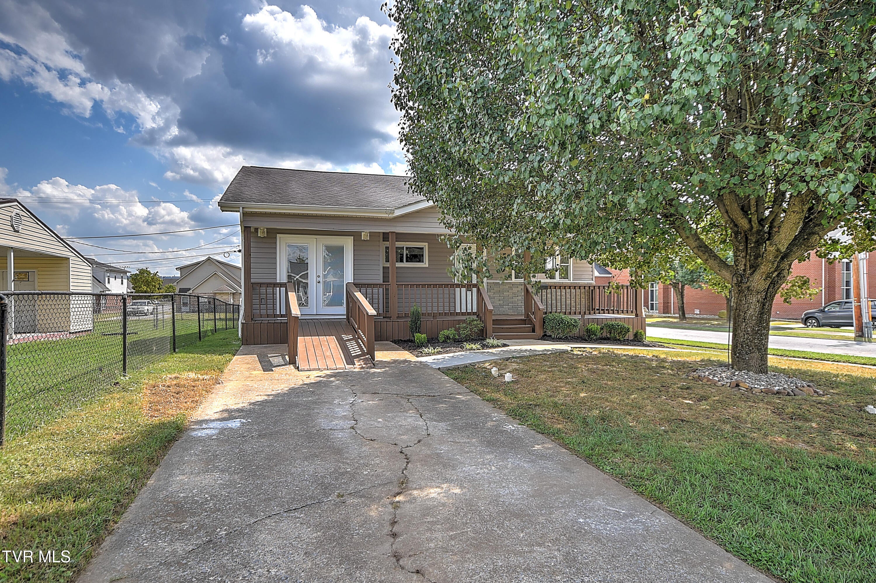 244 Dunbar Street