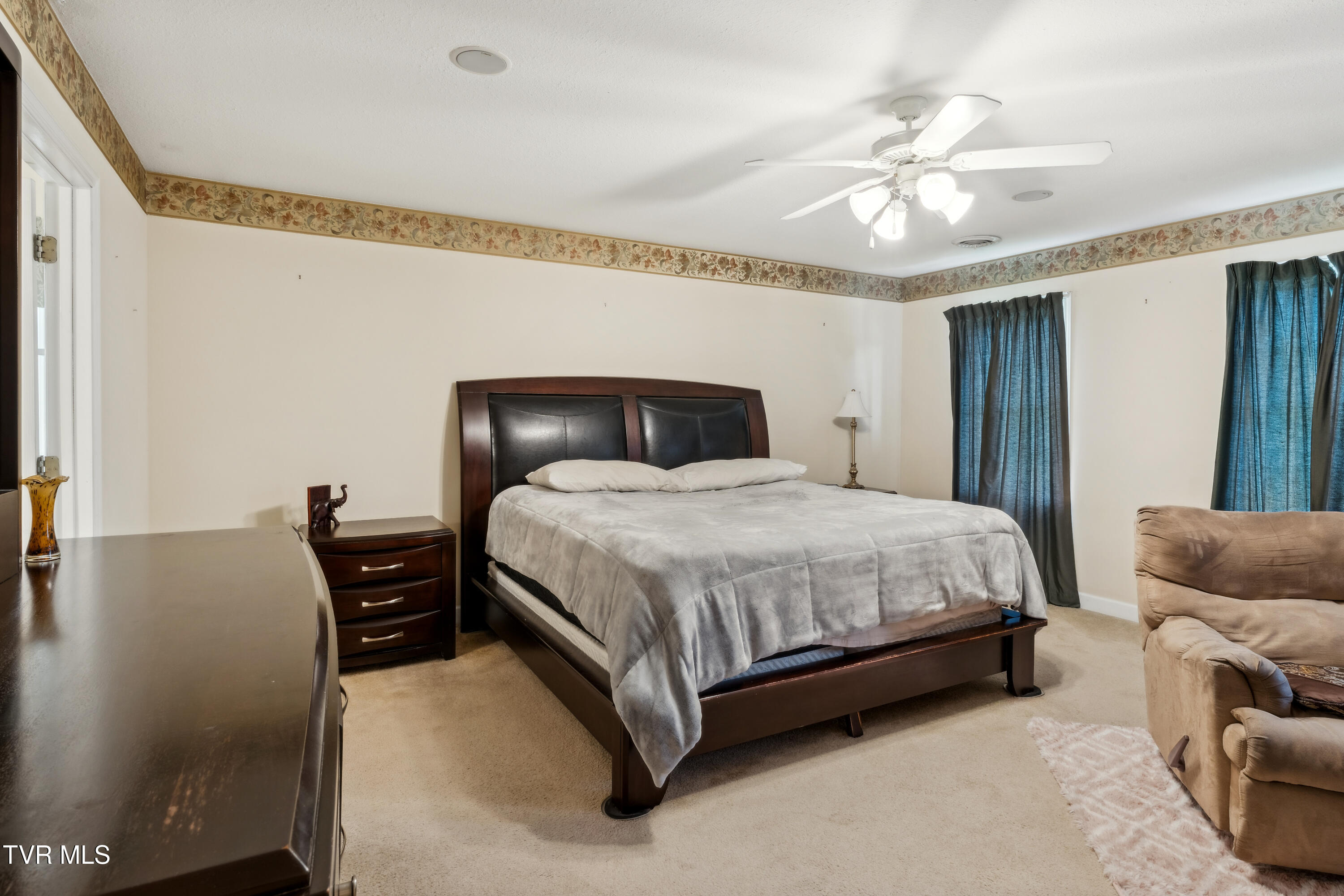 1402 Lake Ridge Square, Johnson City, Tennessee image 30