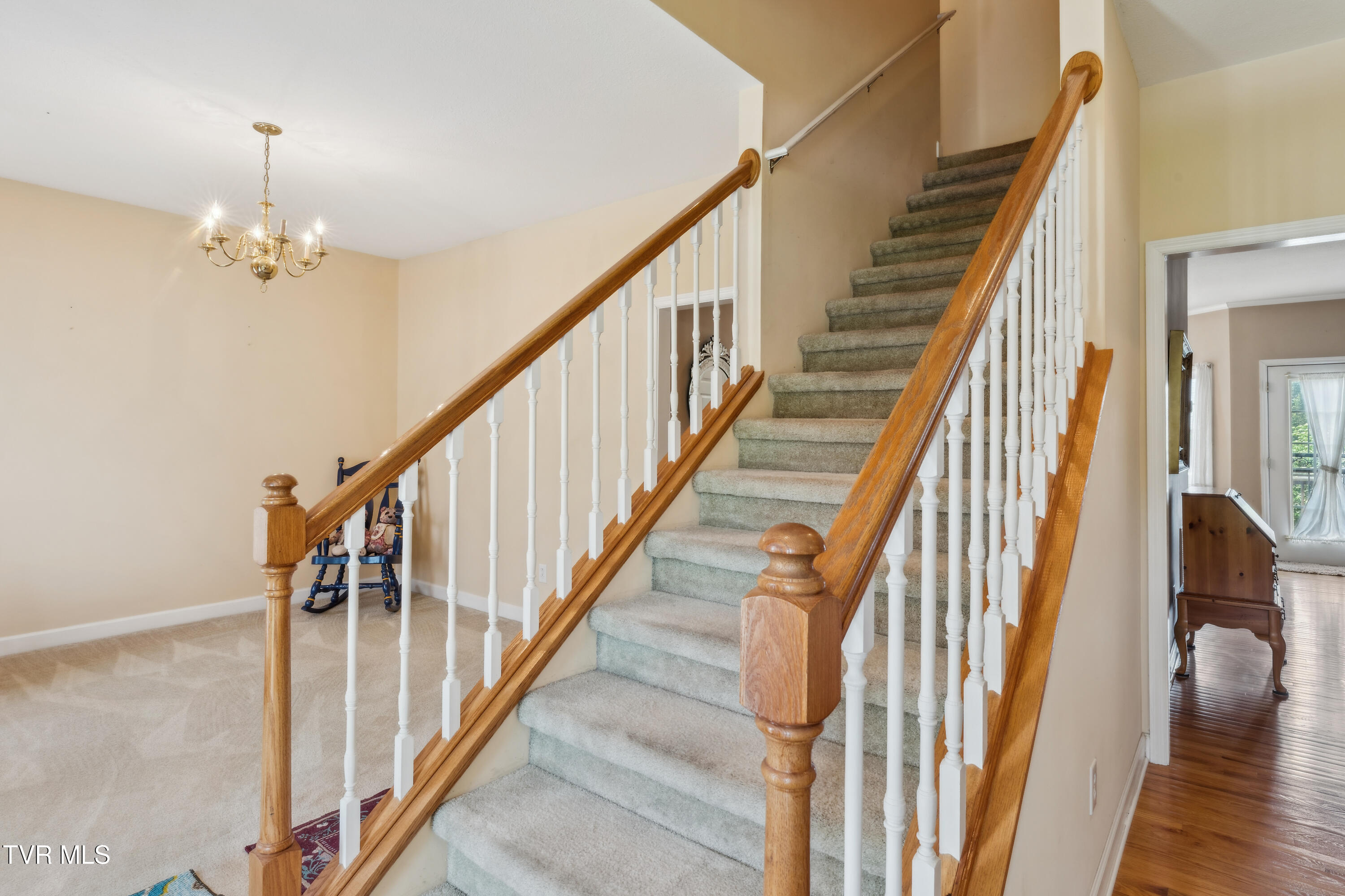 1402 Lake Ridge Square, Johnson City, Tennessee image 9