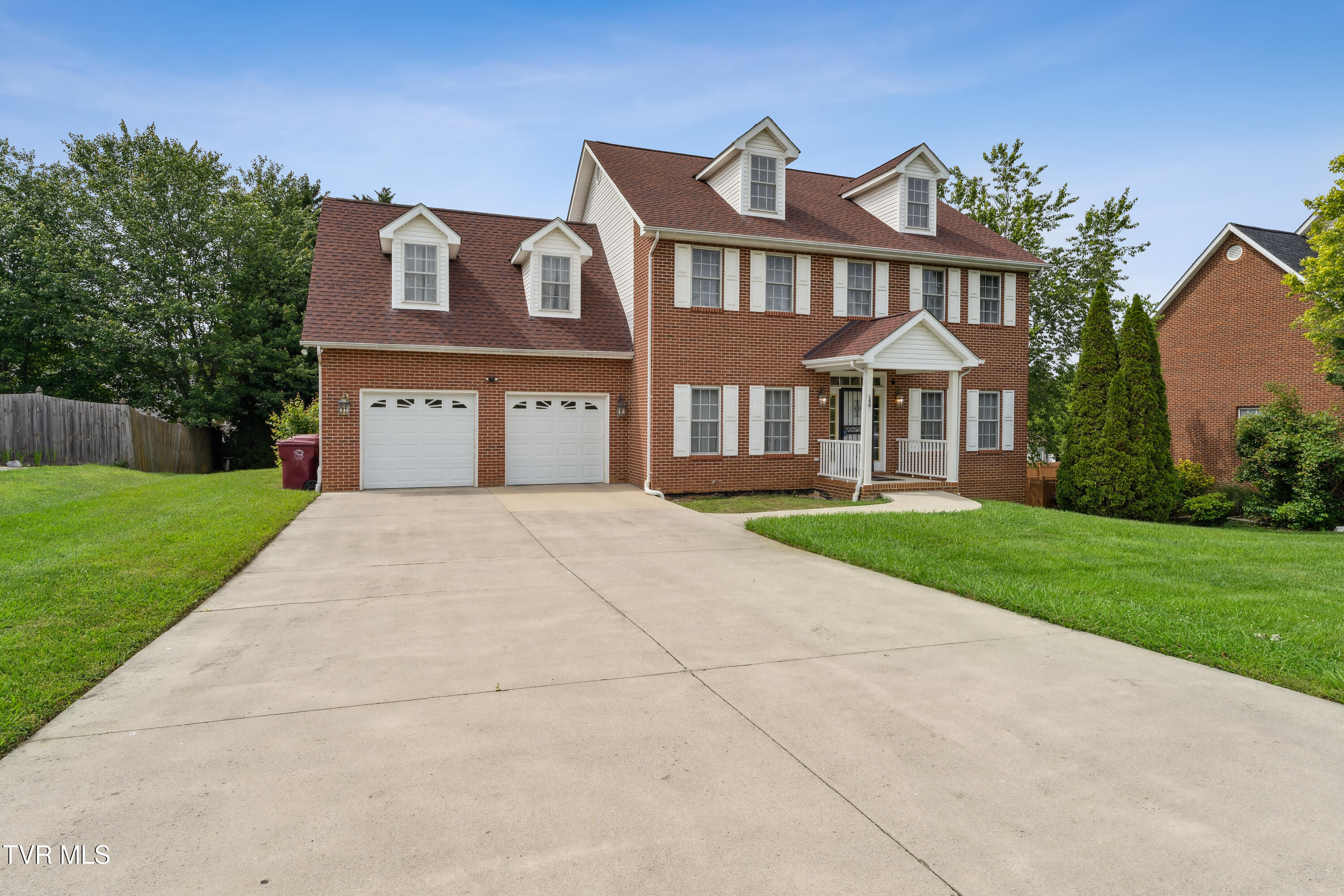 1402 Lake Ridge Square, Johnson City, Tennessee image 2