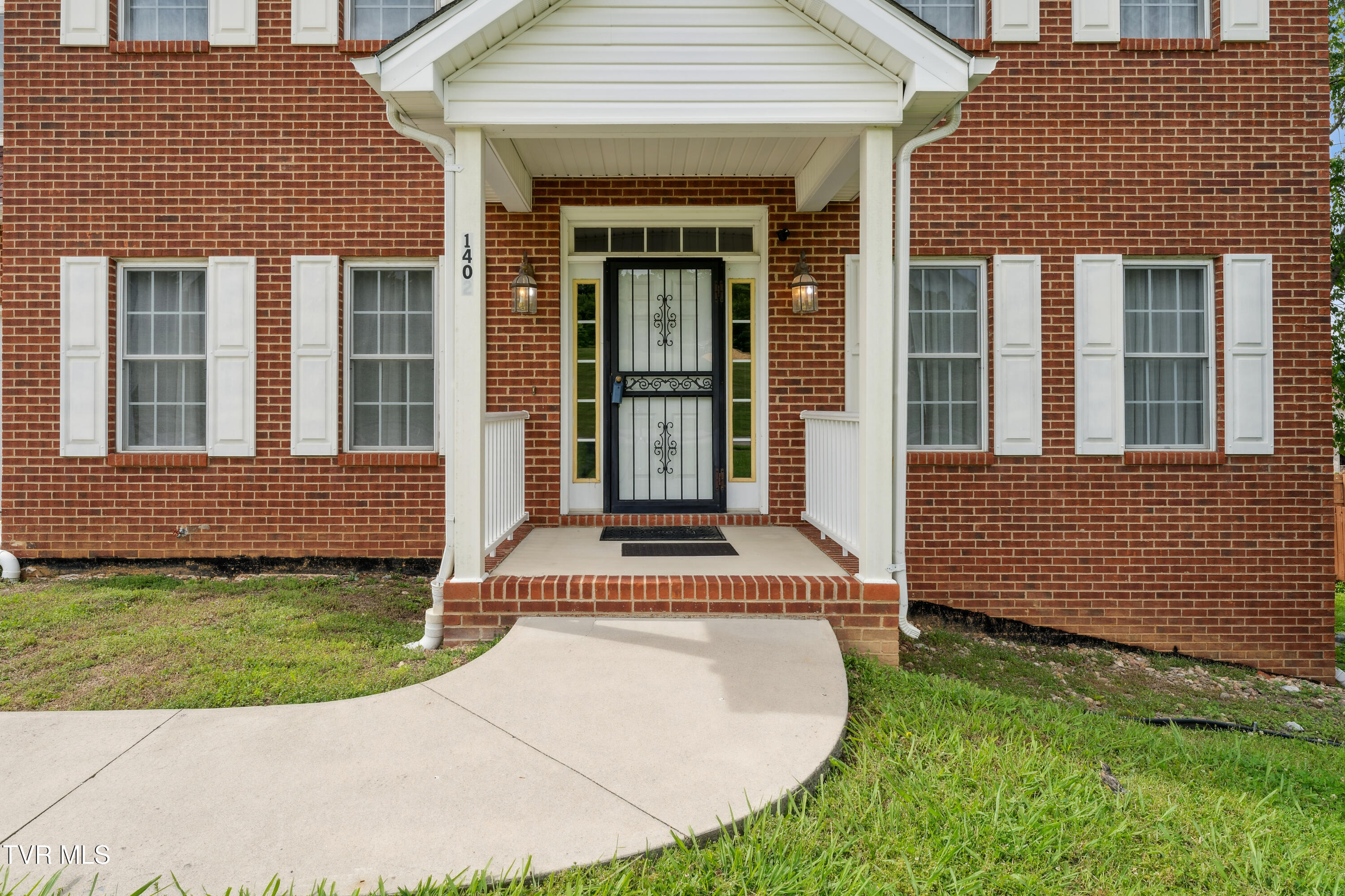 1402 Lake Ridge Square, Johnson City, Tennessee image 3