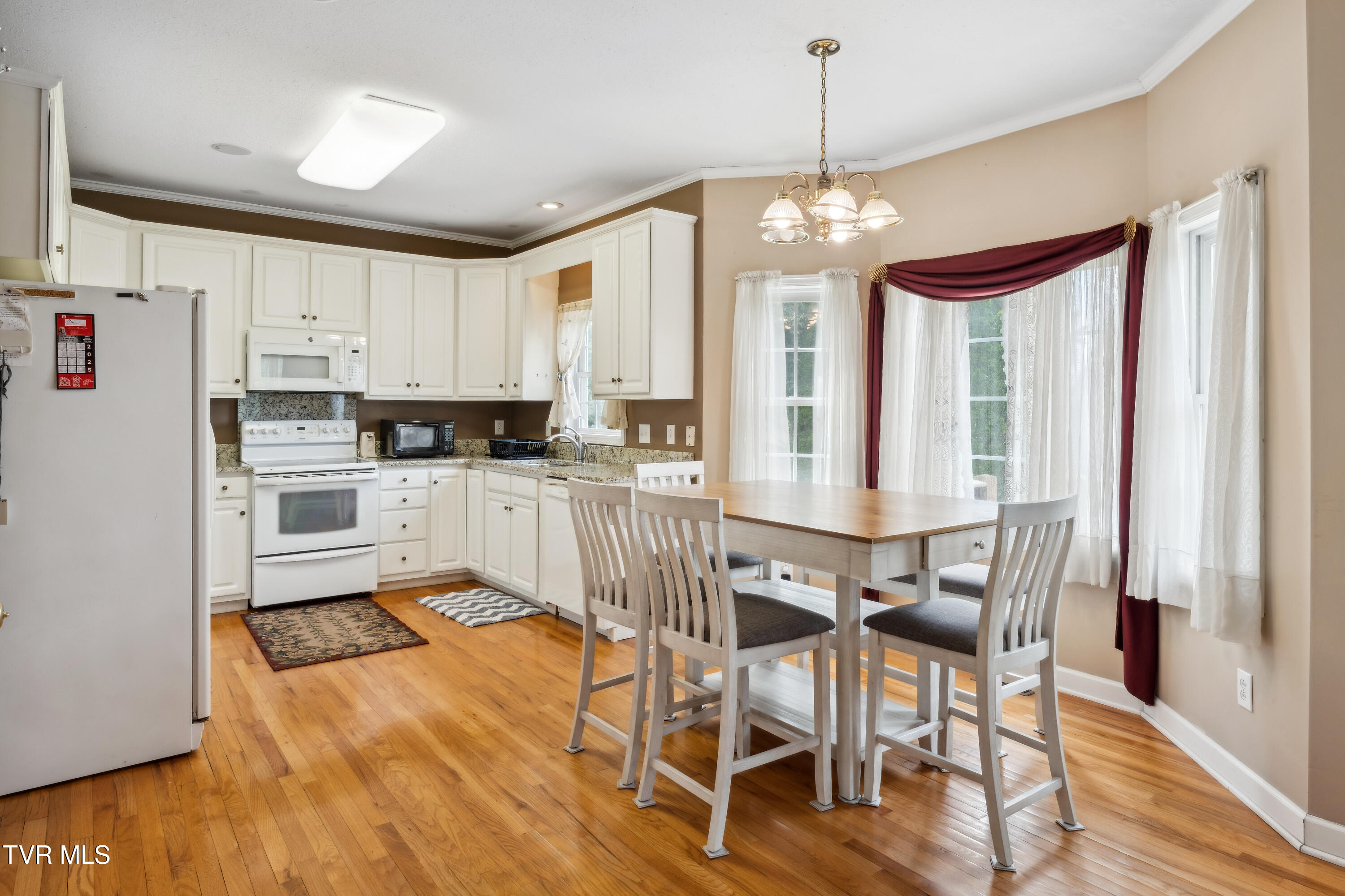 1402 Lake Ridge Square, Johnson City, Tennessee image 24