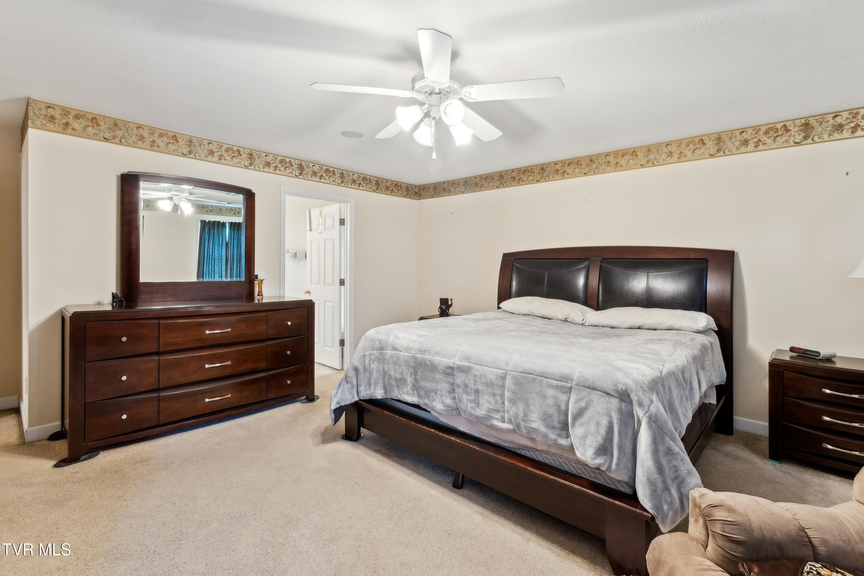 1402 Lake Ridge Square, Johnson City, Tennessee image 29
