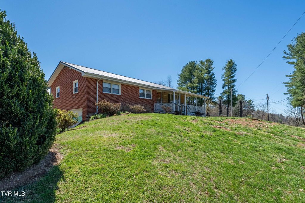 Photo of 288 Arnold Road, Mountain City, TN 37683 (MLS # 9993076)