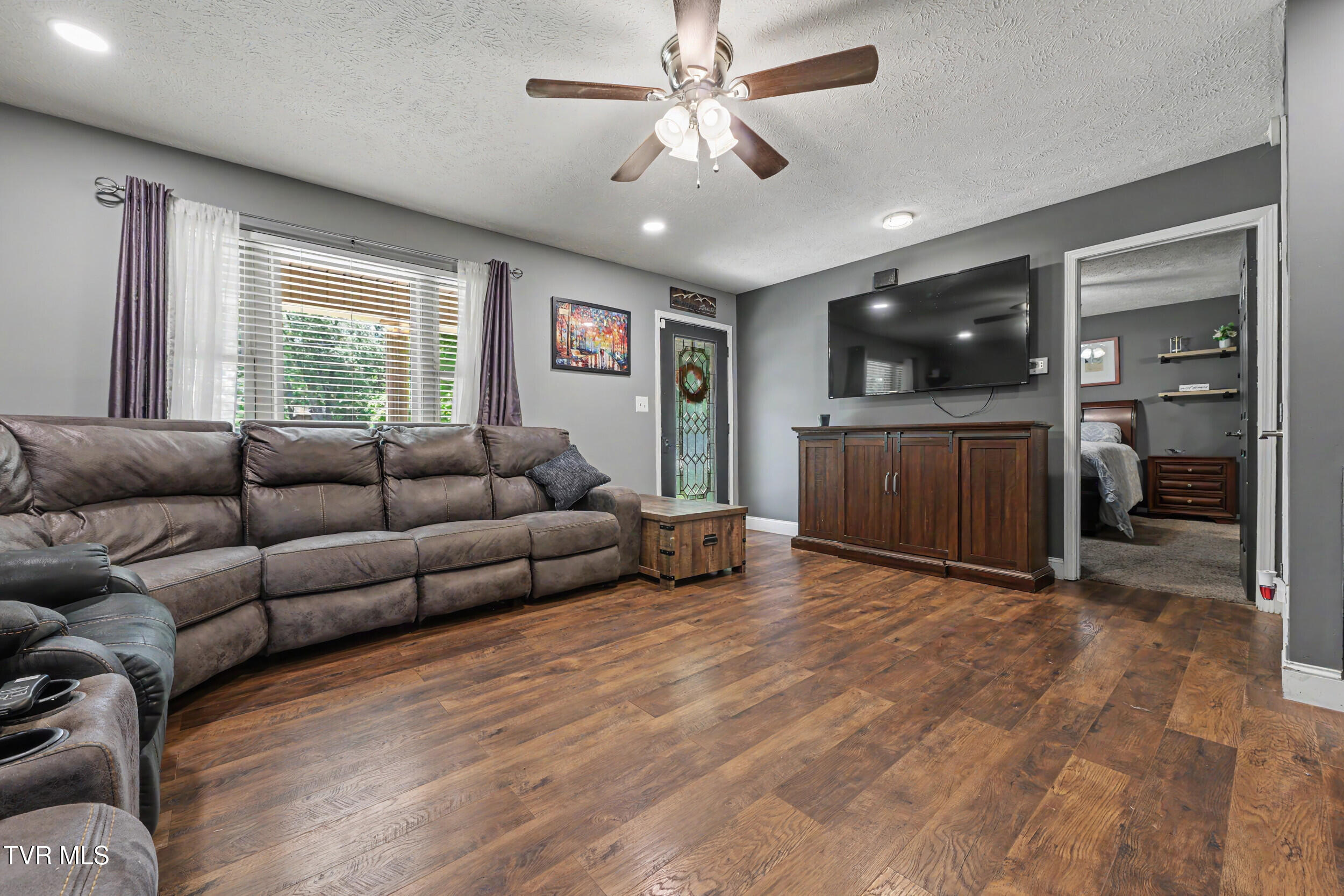 1774 Oriole Court