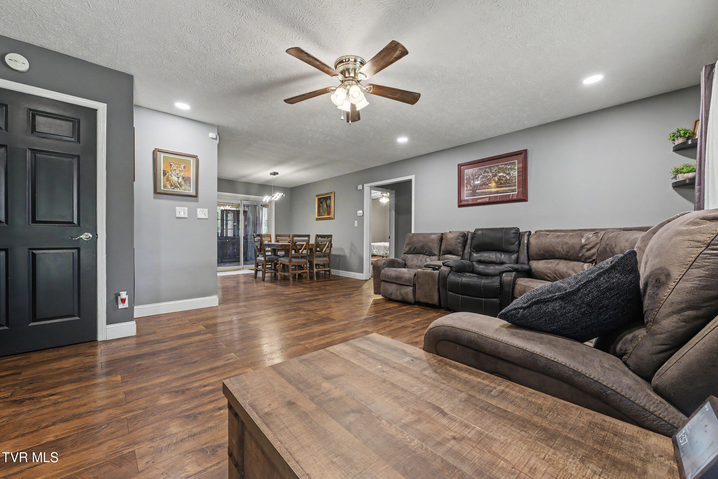 1774 Oriole Court