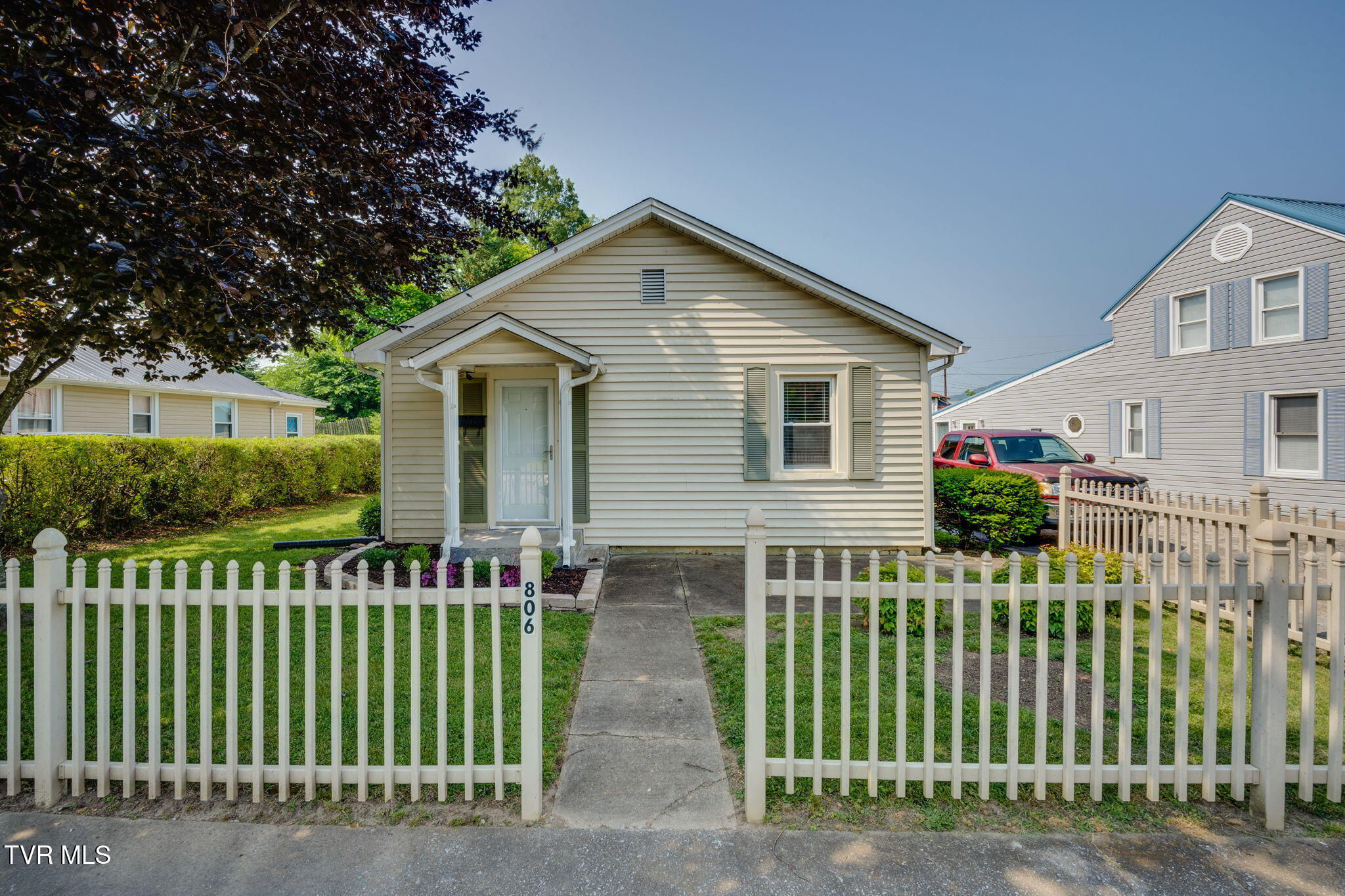 806 Forest Street, Kingsport, Tennessee image 2