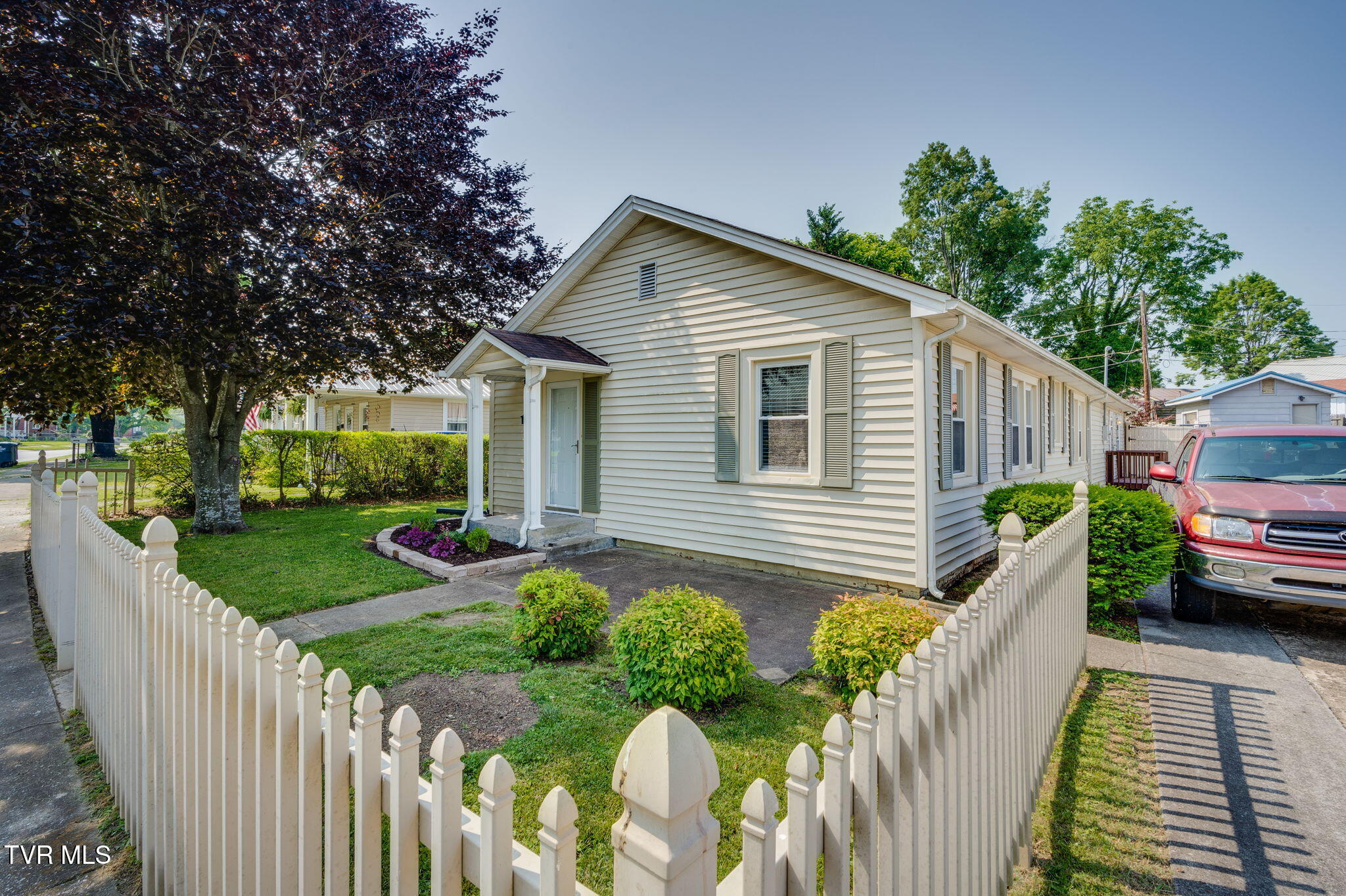 806 Forest Street, Kingsport, Tennessee image 3