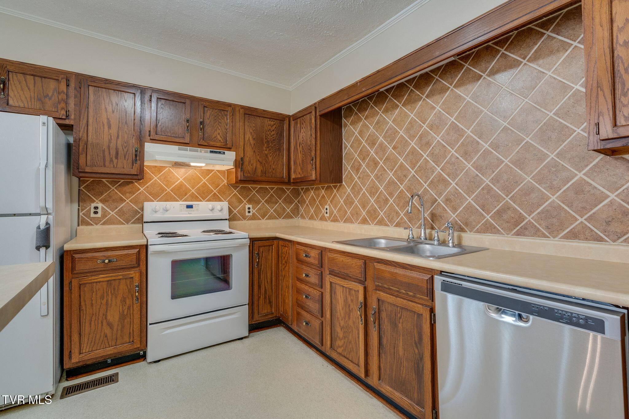 806 Forest Street, Kingsport, Tennessee image 10
