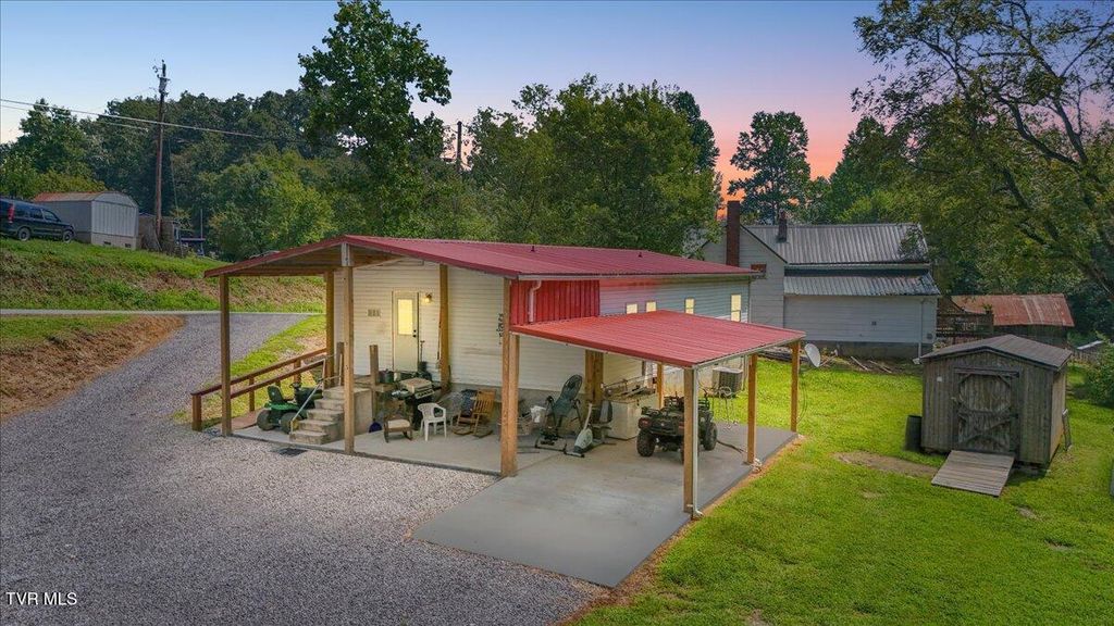 Photo of 825 Old Blairs Gap Road, Kingsport, TN 37660 (MLS # 9984705)