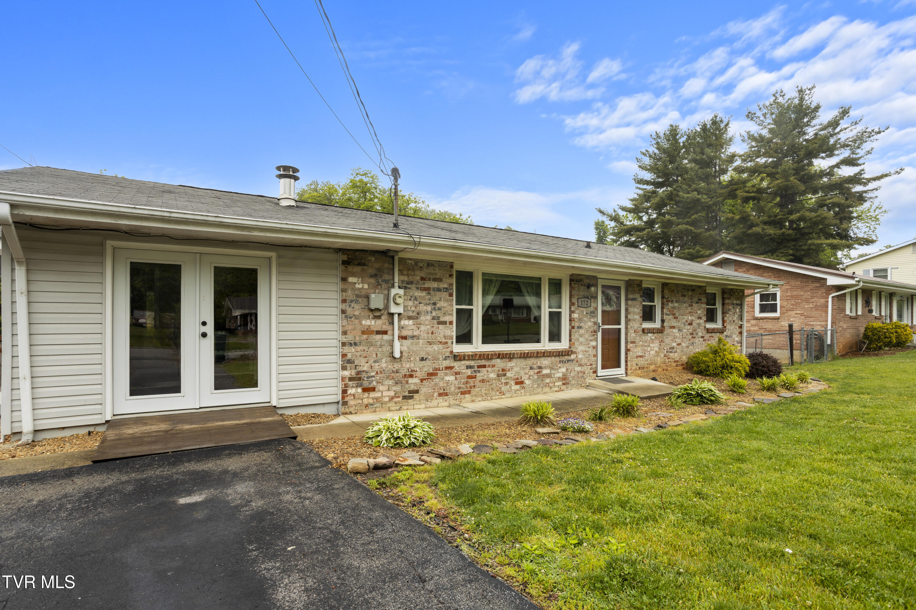 172 Jane Lane