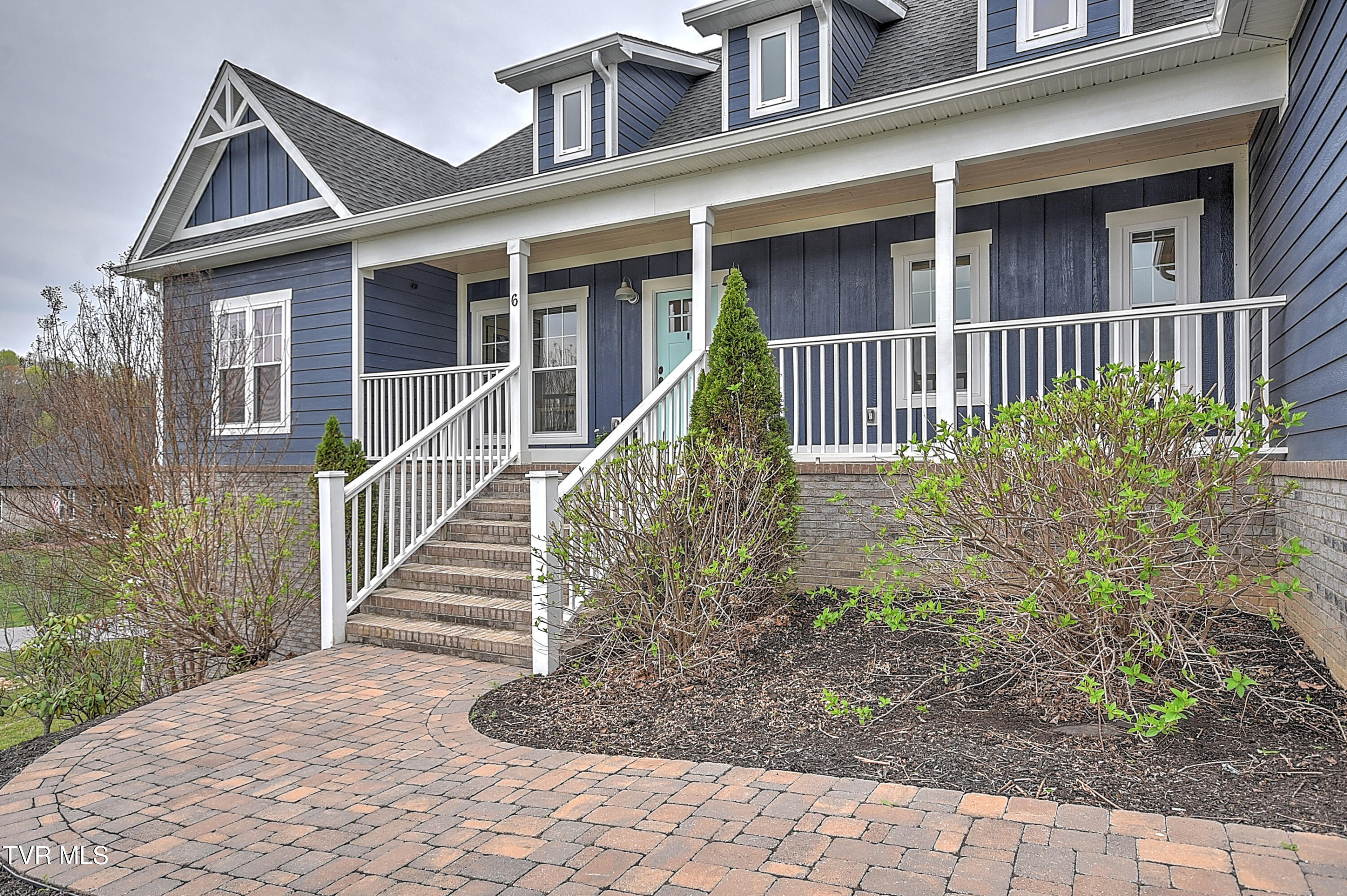 6 Morning Glory Terrace