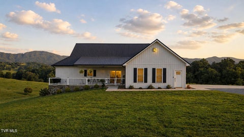 Photo of 7305 Cedar Creek Road, Greeneville, TN 37743 (MLS # 9999833)