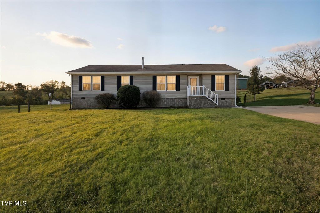 Photo of 151 Rolling Hills Drive, Church Hill, TN 37642 (MLS # 9987071)