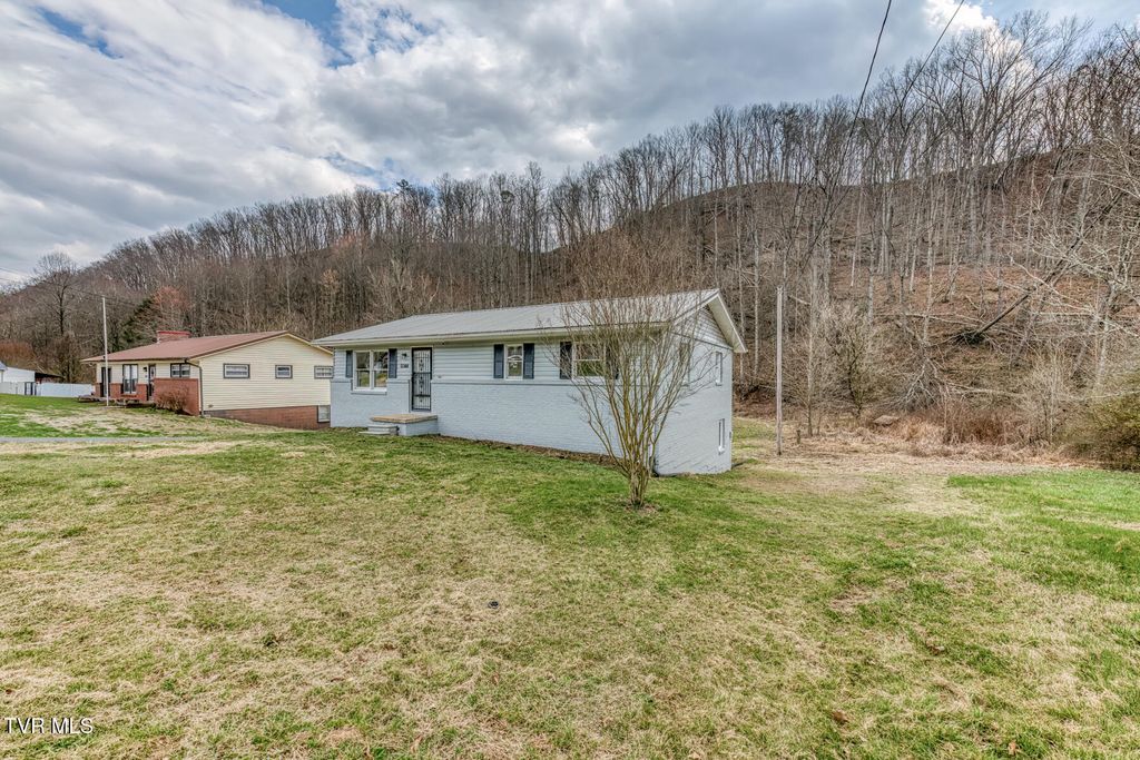 Photo of 4877 Yuma Road, Gate City, VA 24251 (MLS # 9992029)