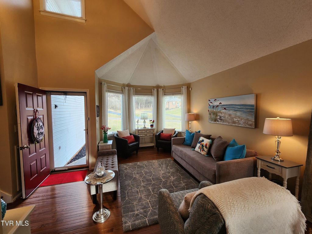 Photo of 15512 Woodstone Circle, Bristol, VA 24202 (MLS # 9991736)