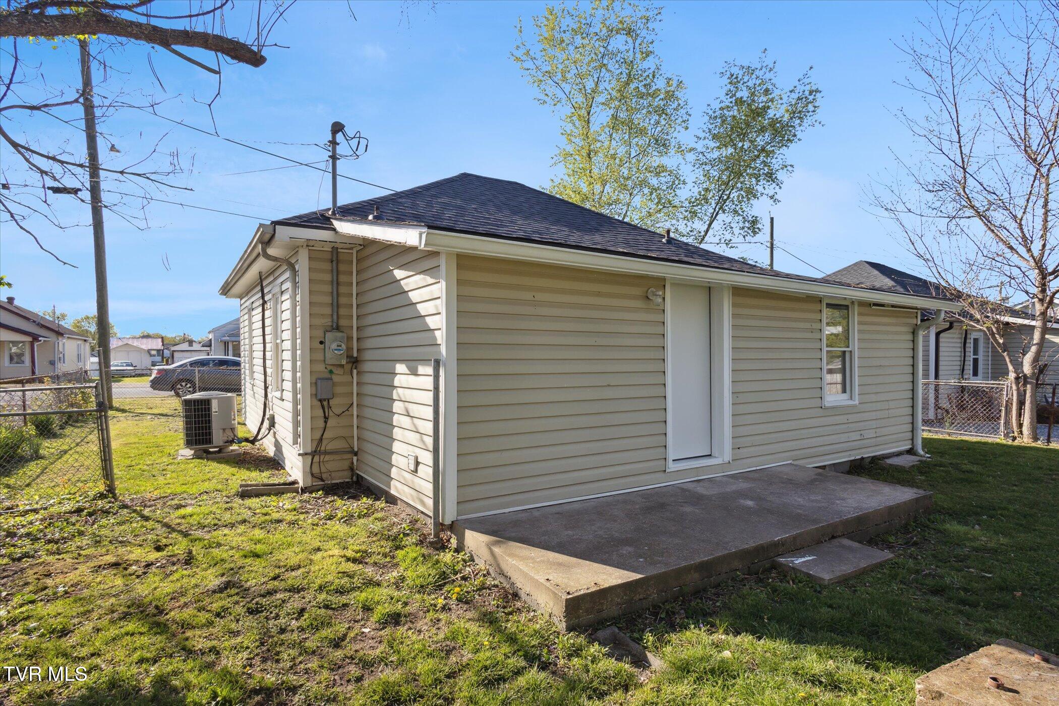 1637 E Street, Kingsport, Tennessee image 24