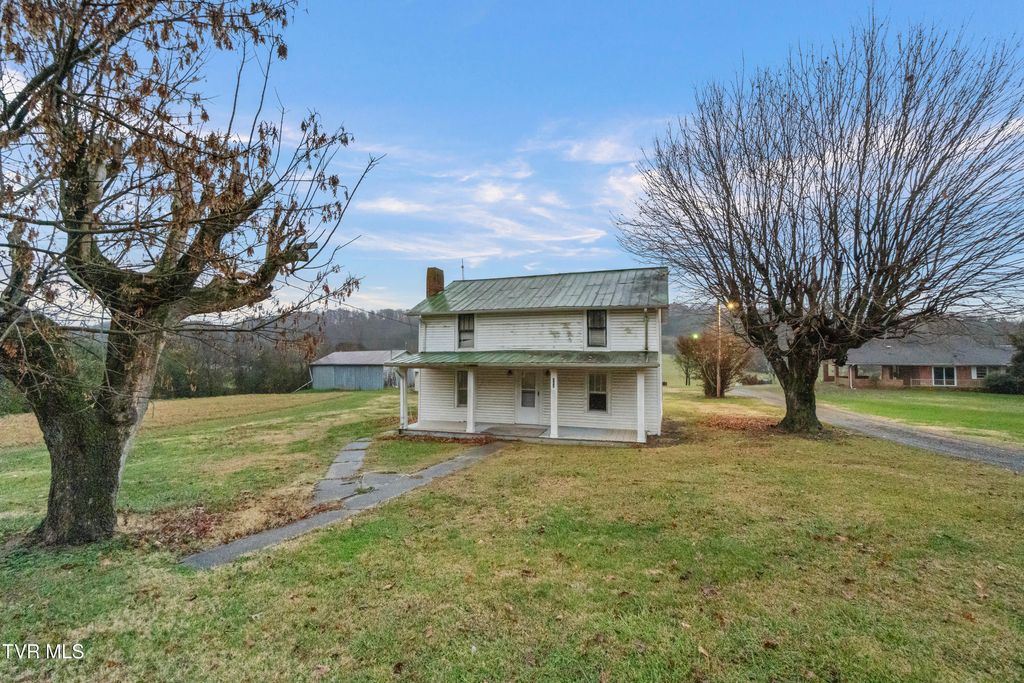 Photo of 200 Doughtys Chapel Road, Greeneville, TN 37745 (MLS # 9988680)