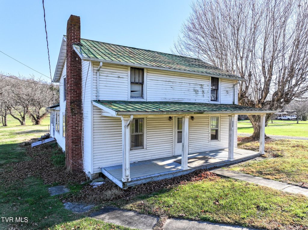 Photo of 200 Doughtys Chapel Road, Greeneville, TN 37745 (MLS # 9988680)