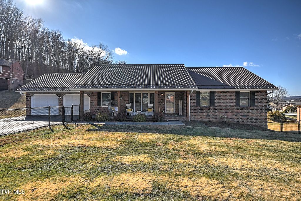 Photo of 139 Millstone Drive, Bristol, VA 24201 (MLS # 9990370)
