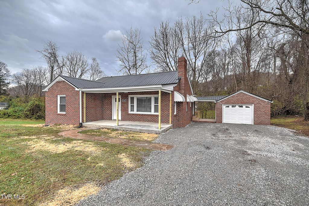 Photo of 1463 Southside Road, Elizabethton, TN 37643 (MLS # 9988780)