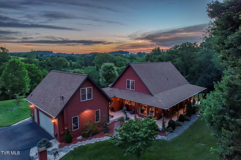 Photo of 167 Country Acres Drive Dr, Elizabethton, TN 37643 (MLS # 9997095)