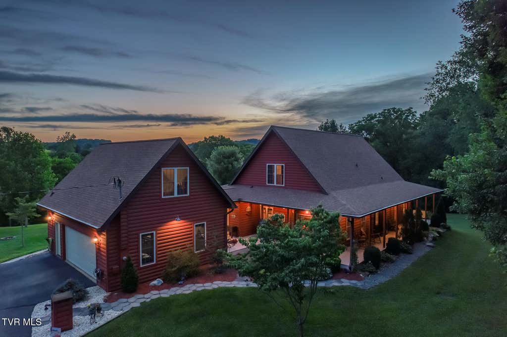 Photo of 167 Country Acres Drive Dr, Elizabethton, TN 37643 (MLS # 9997095)