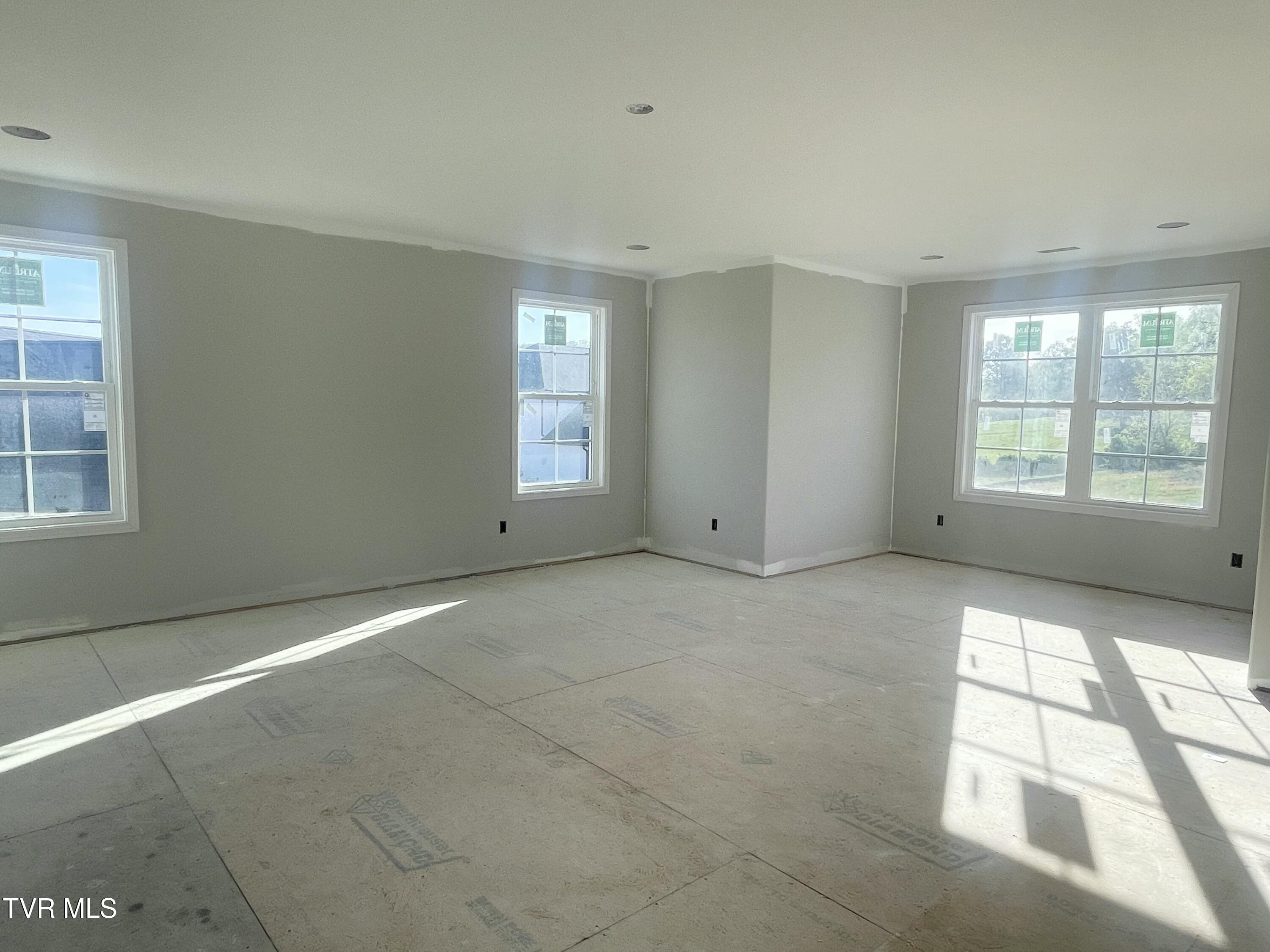 939 Daybreak Crest, Jonesborough, Tennessee image 10