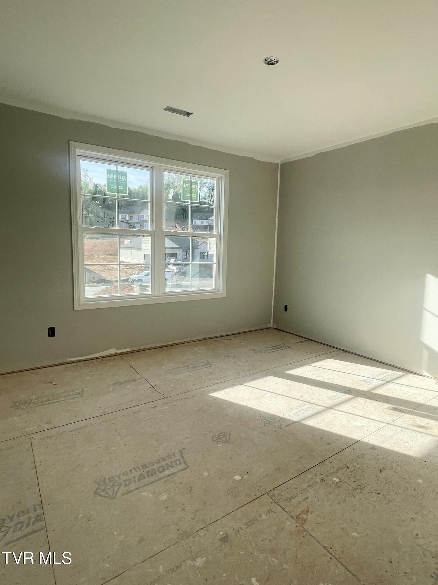 939 Daybreak Crest, Jonesborough, Tennessee image 11