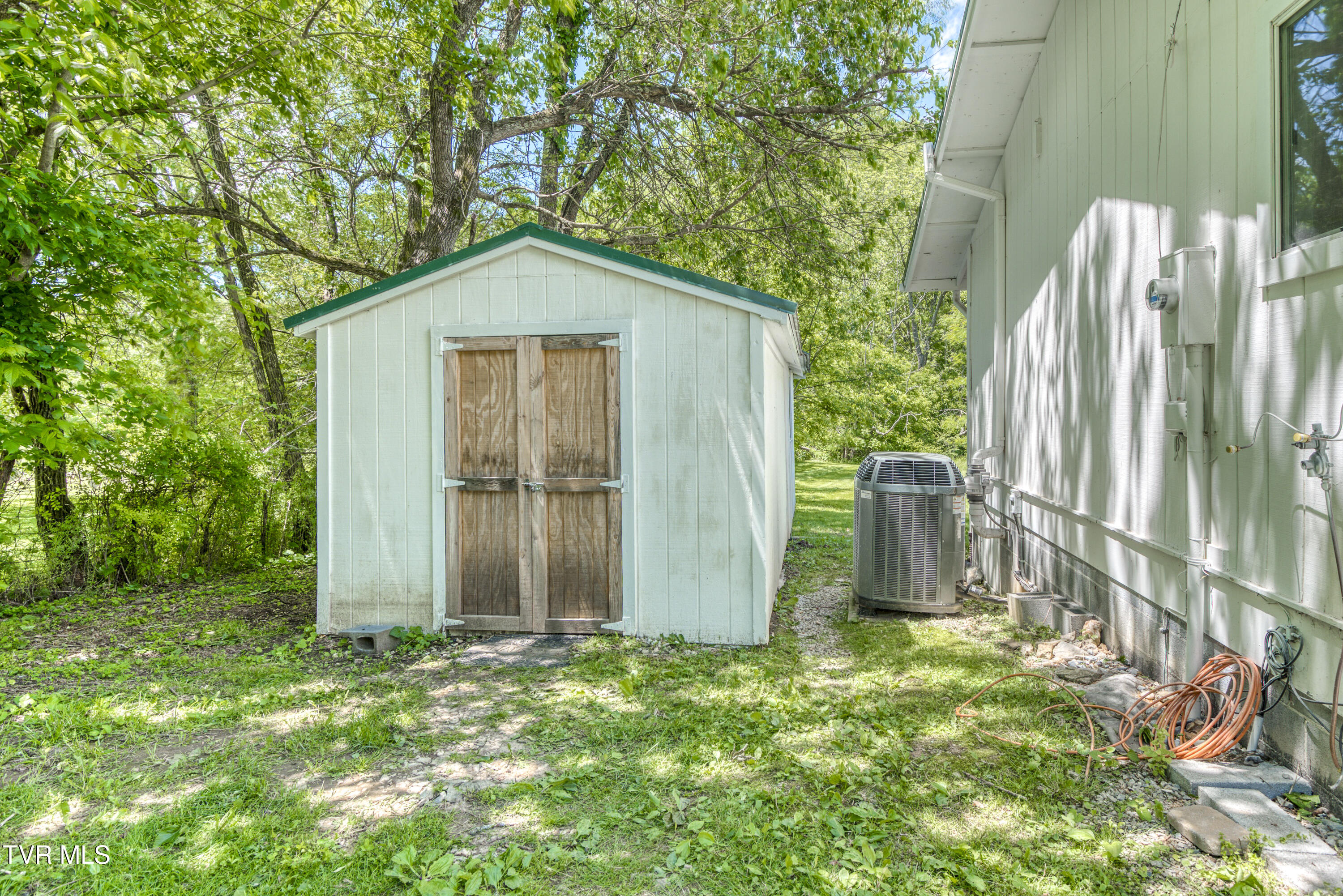 21463 Rich Valley Road, Abingdon, Virginia image 2