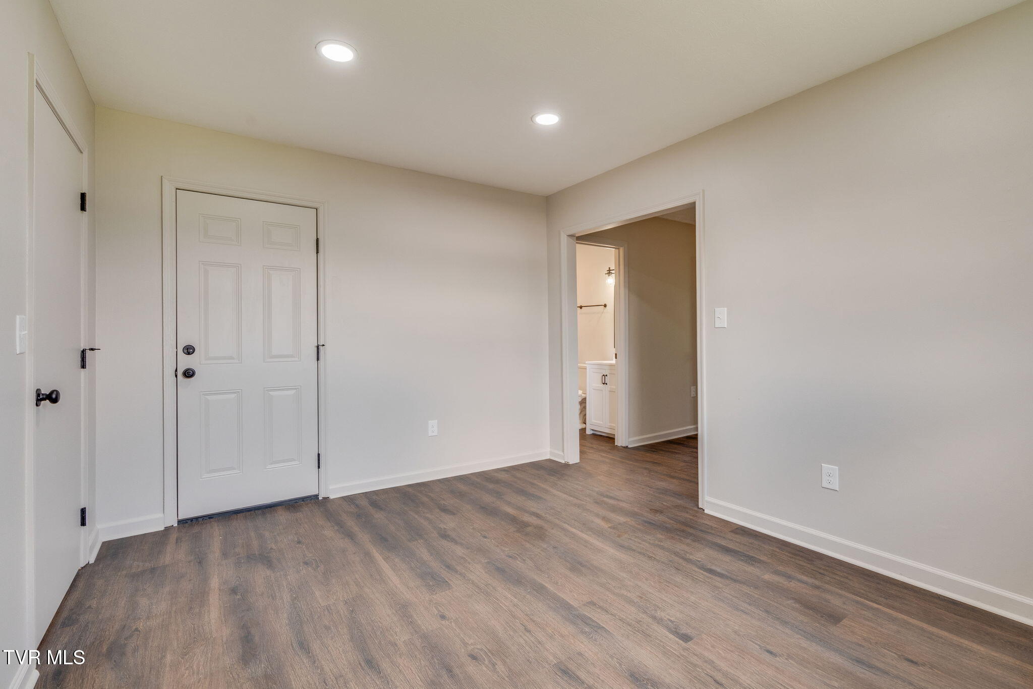480 Old Hickory Circle, Mount Carmel, Tennessee image 16