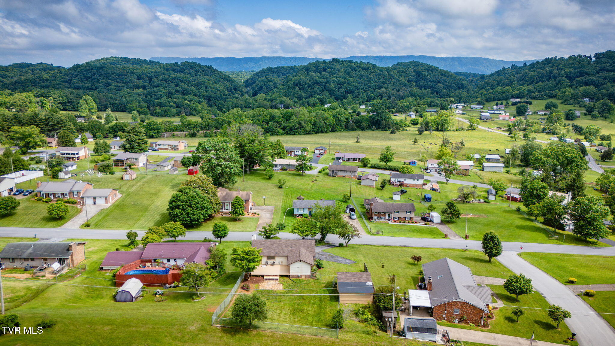 480 Old Hickory Circle, Mount Carmel, Tennessee image 40