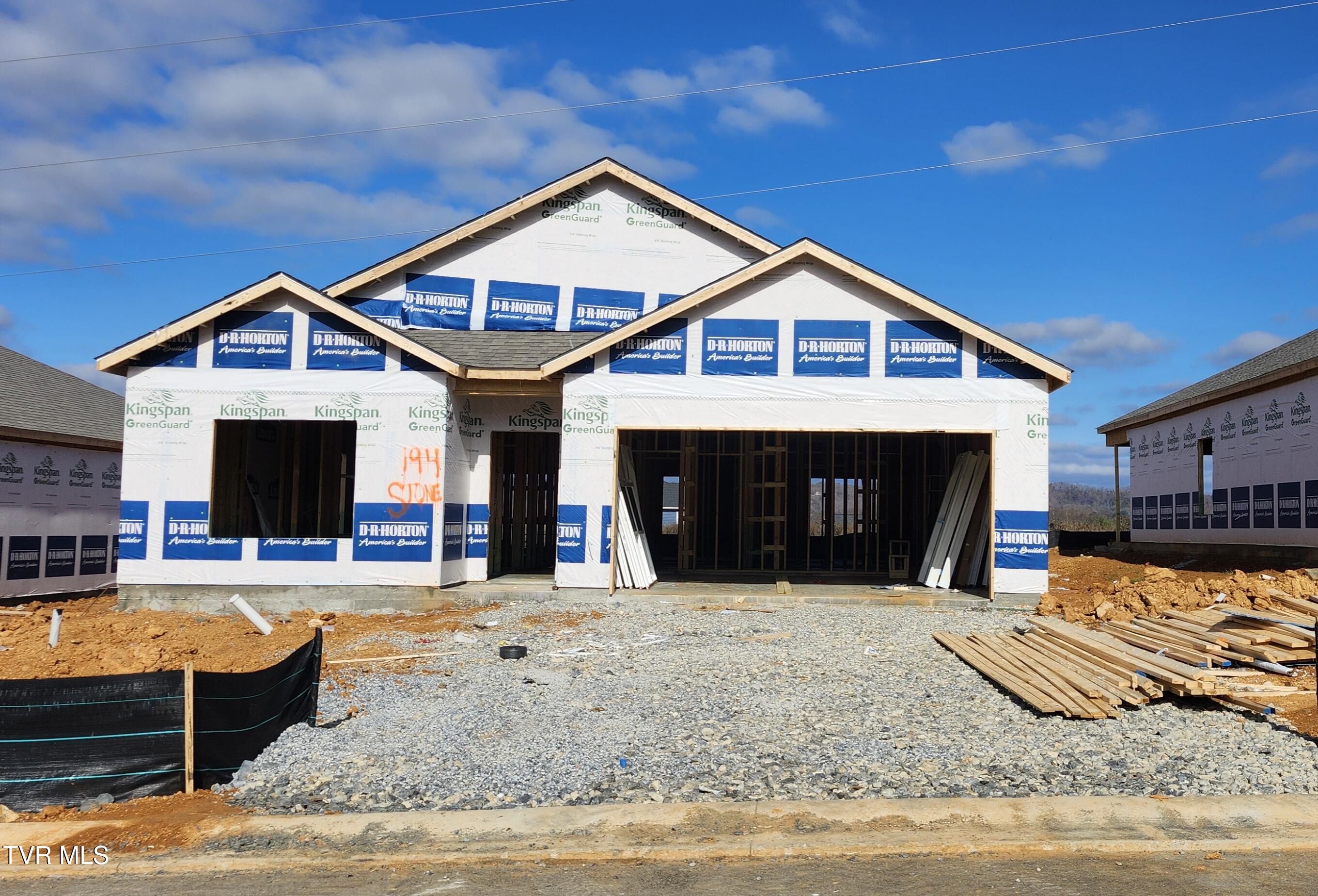 1810 Fox Meadows Circle, Bluff City, Tennessee image 3