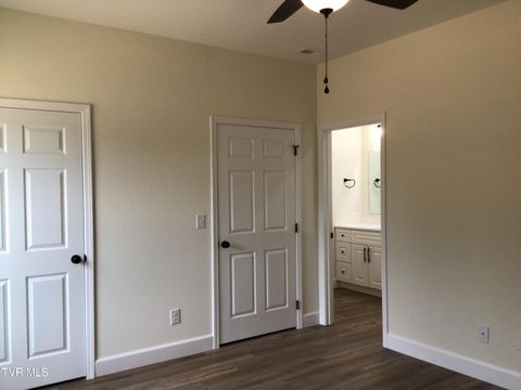Tiny photo for 809 Asheville Highway, Greeneville, TN 37743 (MLS # 9979382)