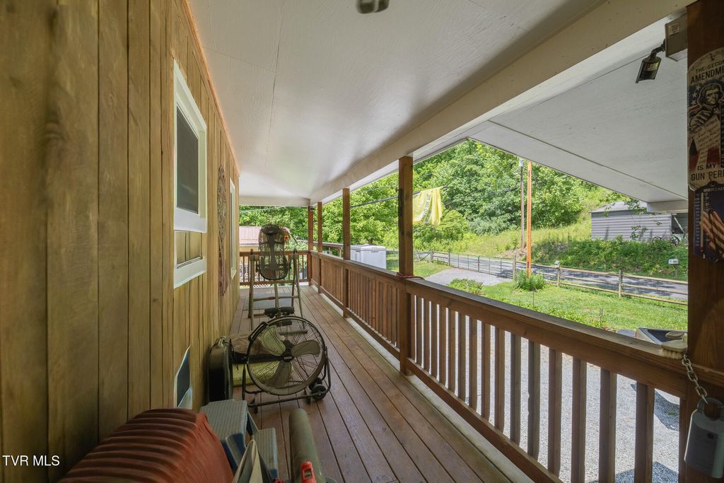 Photo of 17088 Fork River Road, Abingdon, VA 24210 (MLS # 9996086)